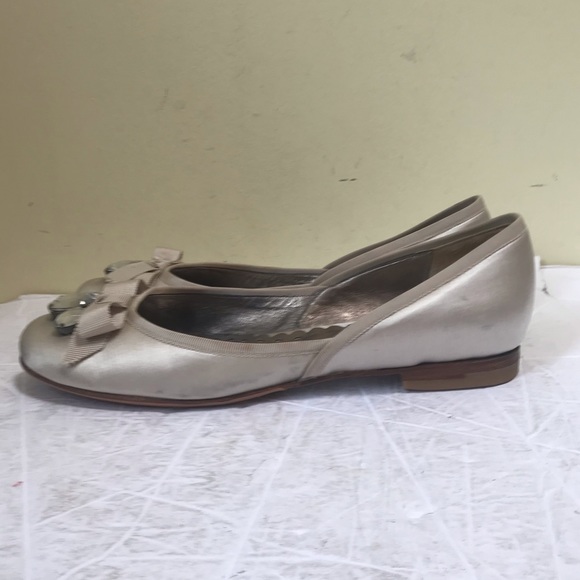 Juicy Couture Vintage Satin Gems Bows Ballerina Ballet Flats Shoe SlipOn Neutral - Picture 3 of 15